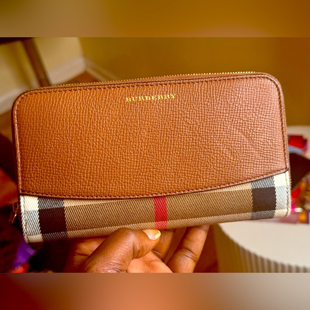 Burberry wallet brand new
